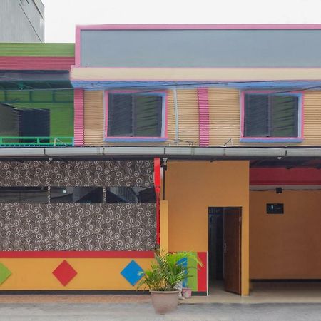 Oyo 649 K68 Residence Jakarta Eksteriør billede
