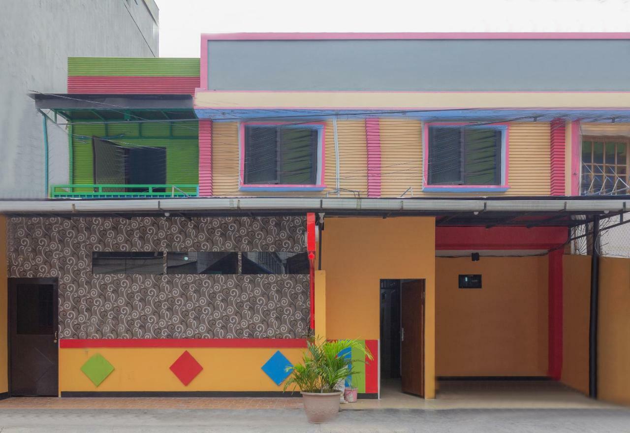Oyo 649 K68 Residence Jakarta Eksteriør billede