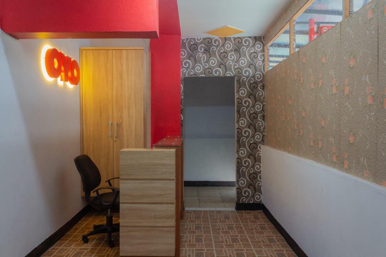 Oyo 649 K68 Residence Jakarta Eksteriør billede
