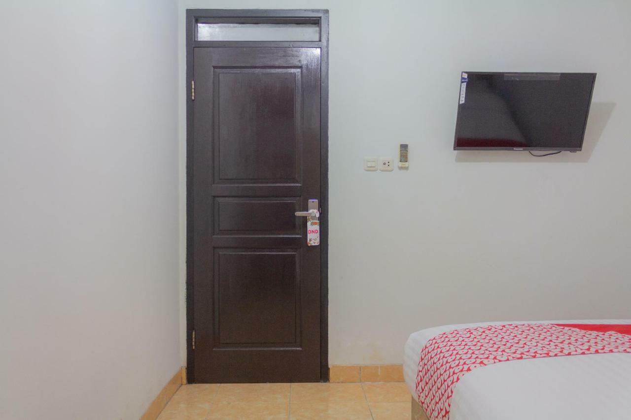 Oyo 649 K68 Residence Jakarta Eksteriør billede