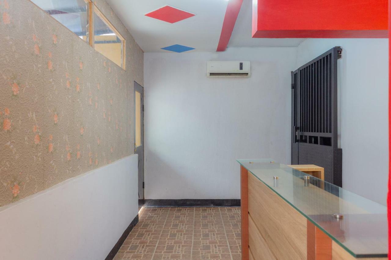 Oyo 649 K68 Residence Jakarta Eksteriør billede